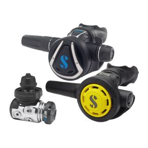 Scubapro diving gear - Diving 2000