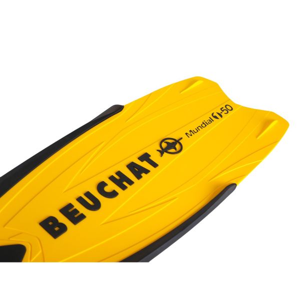 Beuchat finner Mundial One-50 gul