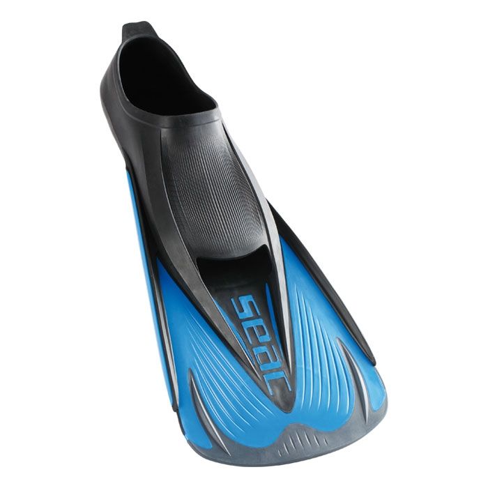 Flippers for training in the sea or pool