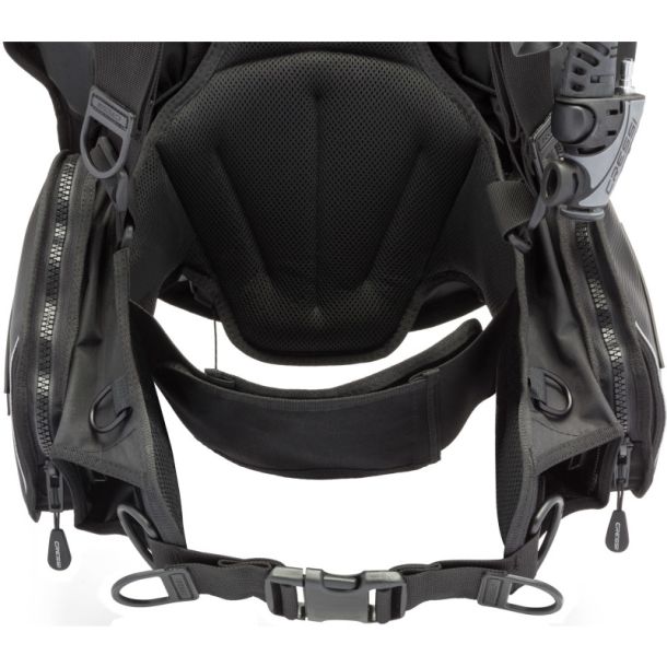 Commander Evo B.C.D.