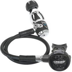 Cressi MC9 + Compact regulator